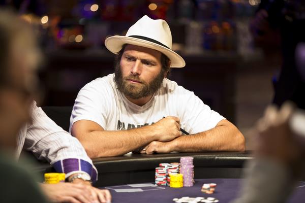 WSOP NEWS: RICK-SALOMON-LEADS-AND-MONEY-BUBBLE-LOOMS-AFTER-TWO-DAYS-OF-BIG-ONE-PLAY
