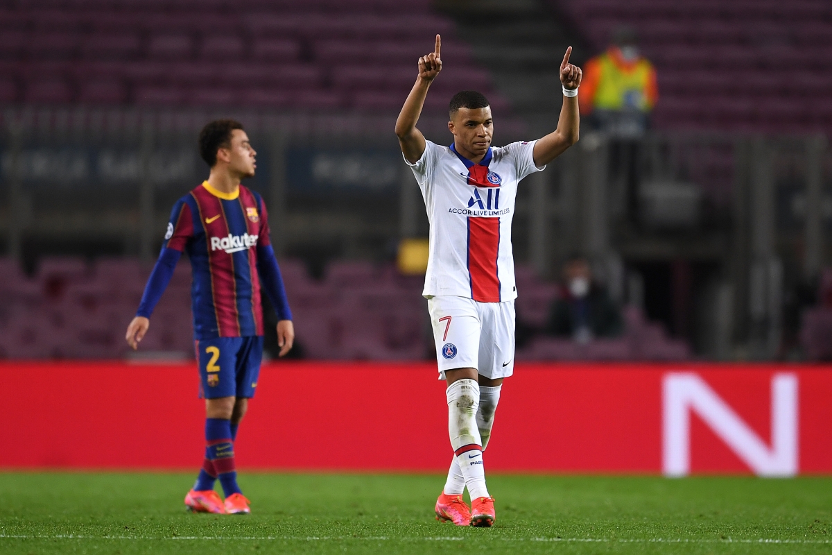 Mbappe lập hat-trick, PSG "đè bẹp" Barca tại Nou Camp