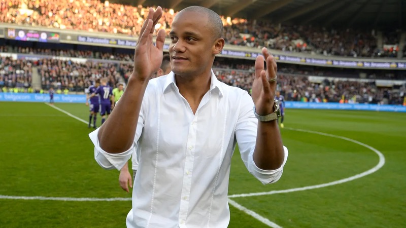 Huấn luyện viên Vincent Kompany - Thử tài huyền thoại!!