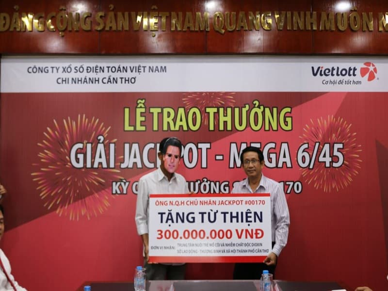 Trúng số Vietlott được bao nhiêu tiền - Trúng xổ số Vietlott?