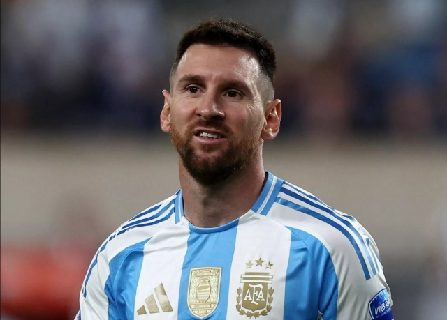 Messi và ĐT Argentina bị tố được trọng tài ưu ái