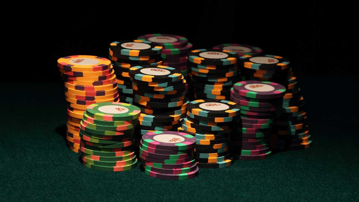 Hướng dẫn đầy đủ về Chip Poker | Natural8
