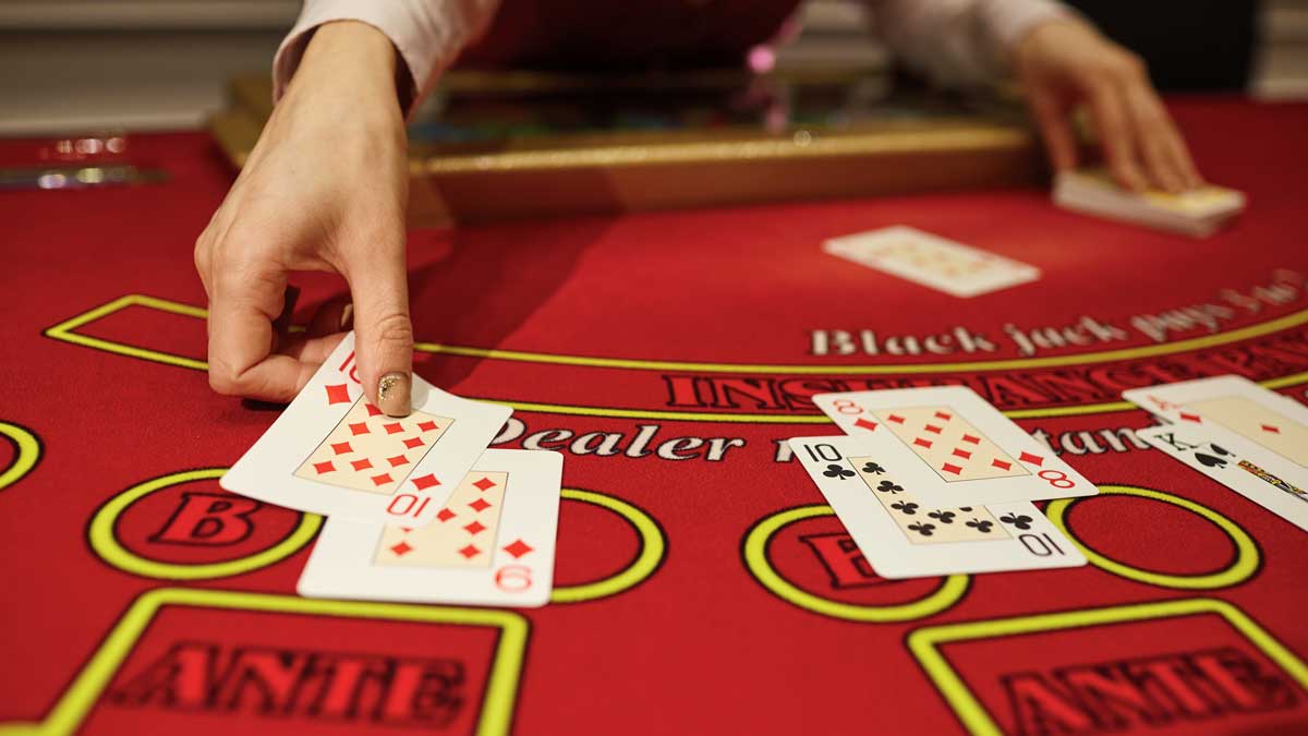 Cách chơi Blackjack: Hướng dẫn từng bước về luật chơi Blackjack | Natural8