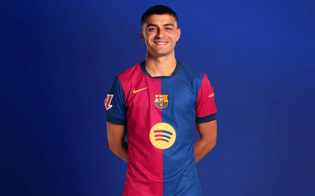 Thông tin và tiểu sử của tiền vệ Pedri của Barcelona