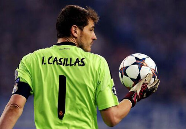 Iker Casillas tiếp tục trấn giữ khung thành Real Madrid mùa giải tới - Báo  Đồng Nai điện tử